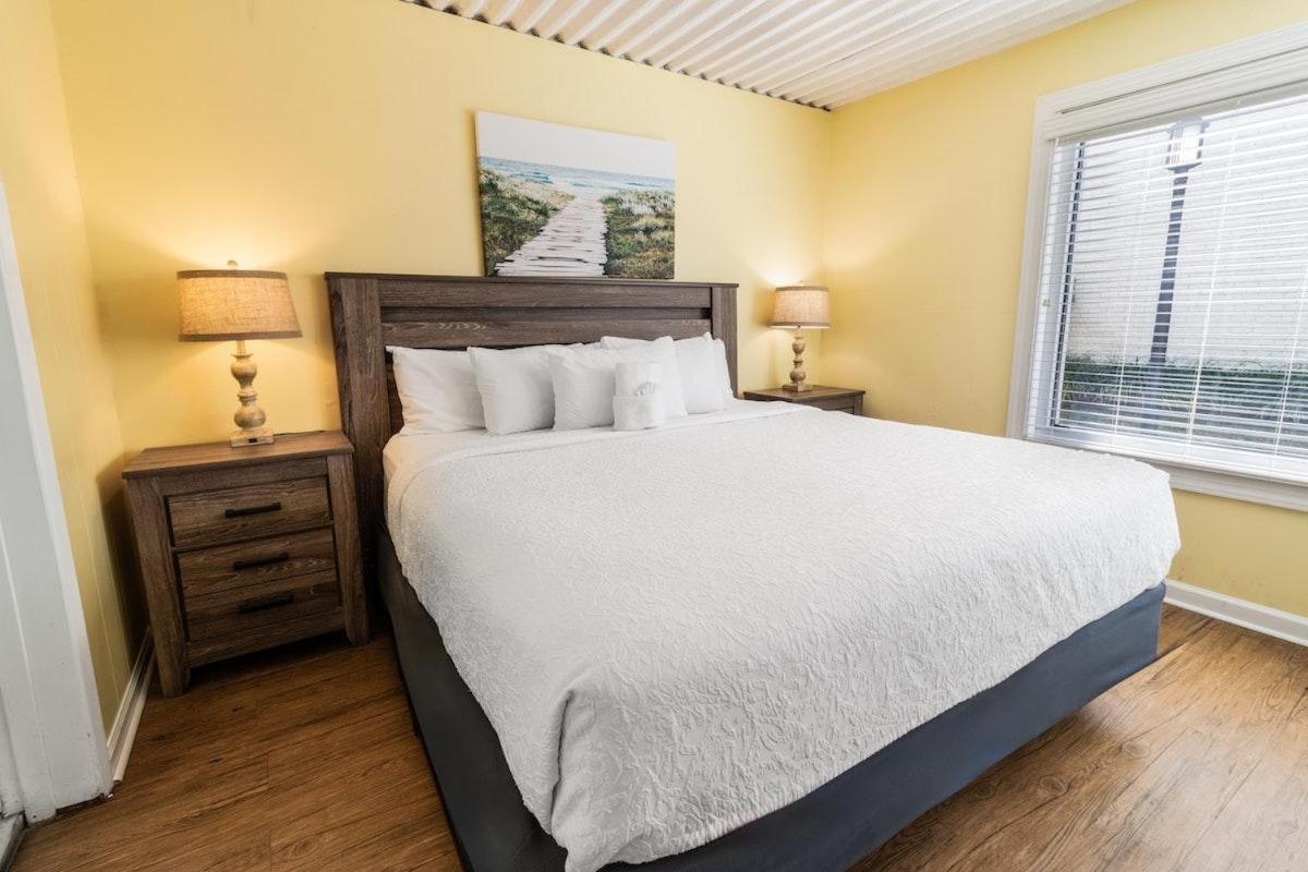 Two Bedroom Villa Sleeps 6 Has 2 Queen And 1 King Pawleys Island Dış mekan fotoğraf